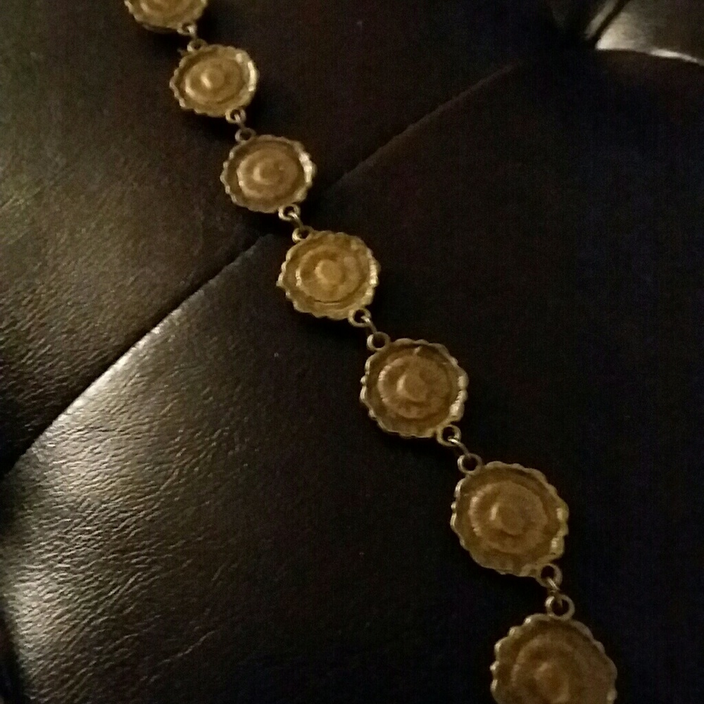 Adorable Button Bracelet - Picture 3 of 4